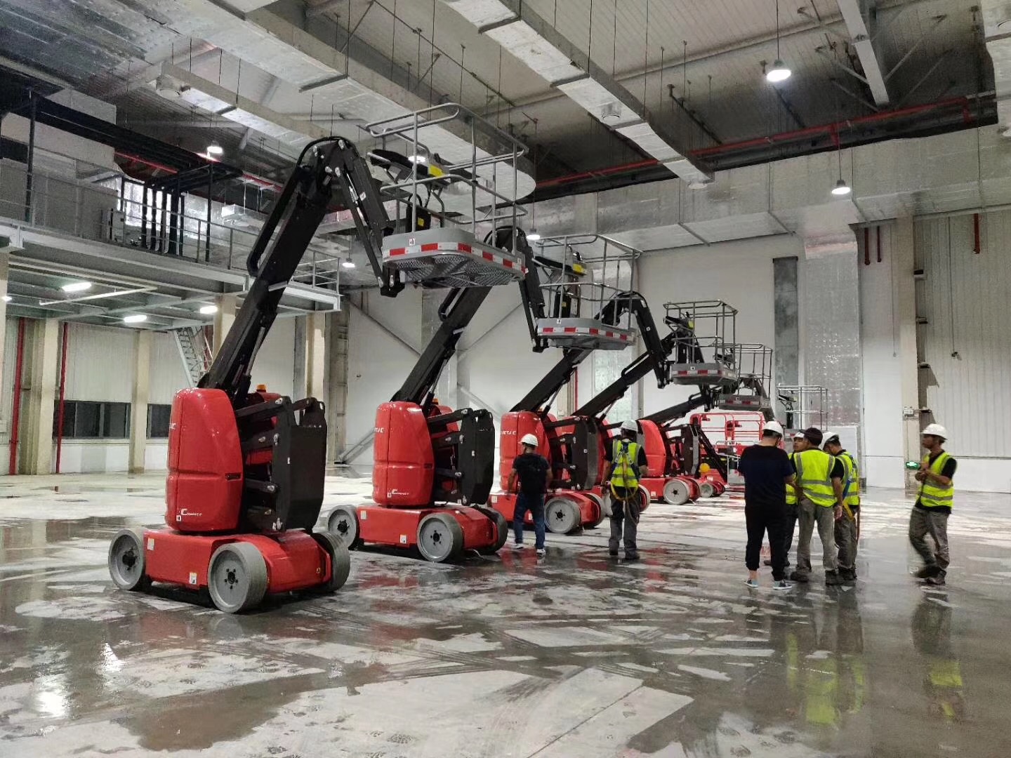 杭叉對高空作業平臺保養和維護的一些建議(圖1) 杭叉對高空作業平臺保養和維護的一些建議(圖1)